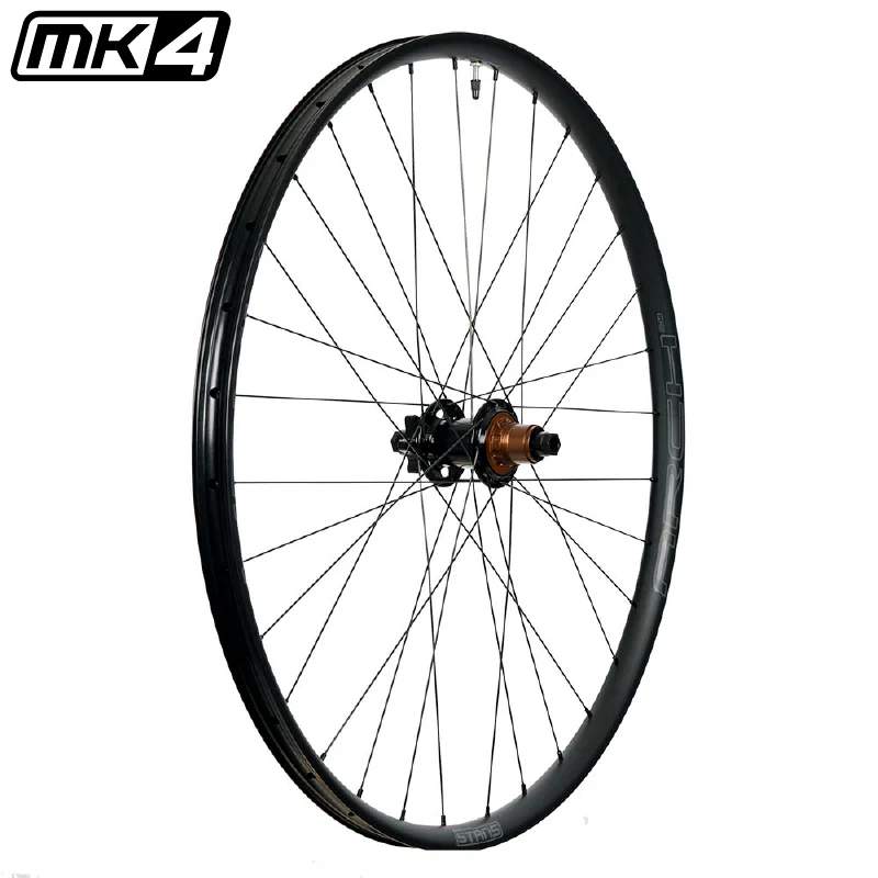 RUEDA TRASERA ARCH MK4 STAN'S M-PULSE 32H