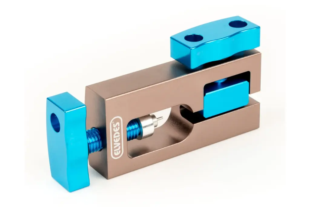 PRENSA PARA LINEAS DE FRENO HIDRÁULICO