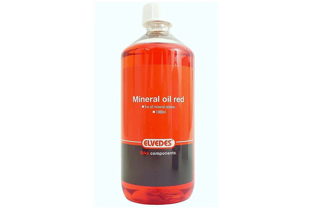 1 litro de ACEITE MINERAL ROJO, PARA TODOS LOS SISTEMAS DE FRENO MINERAL 